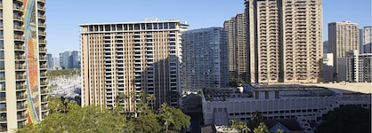 Hilton Hawaiian Village Waikiki Beach Resort