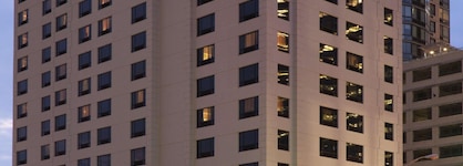 Doubletree By Hilton Hotel & Suites Jersey City