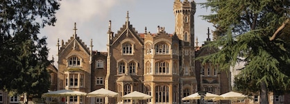 The Oakley Court