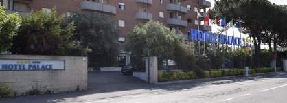 Hotel Palace 2000