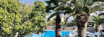 Albatros Hotel
