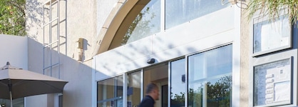 Kyriad Frejus Centre - Saint Raphael