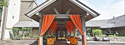Old Stone Inn Boutique Hotel