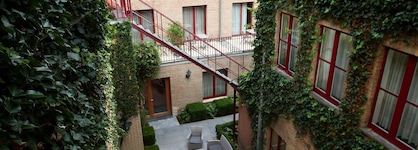 Hotel Acacia