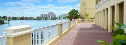 Laplaya Beach & Golf Resort