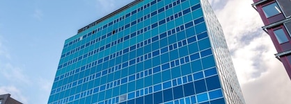 Xo Hotels Blue Tower