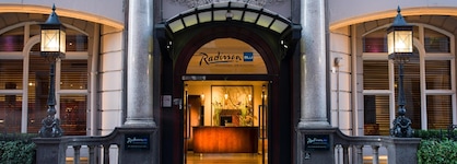 Radisson Blu Hotel, London Tottenham Court Road (formely Kenilworth)