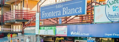 Apartamentos Frontera Blanca