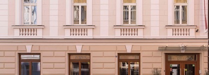 Hotel Carol