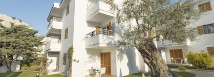 Aparthotel Flora