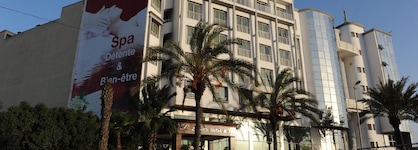 Le Zenith Hotel