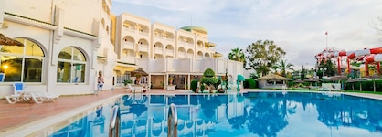 Houria Palace - Couples and Families only