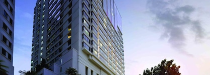 G Hotel Gurney