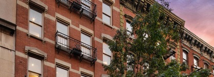 The Historic Blue Moon Hotel - Nyc