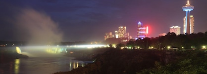 Holiday Inn Niagara Falls - By The Falls By Ihg