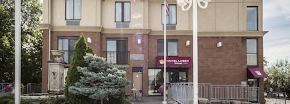 Monte Carlo Inn Toronto West Suites