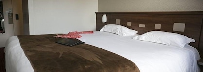 Brit Hotel Rennes - Le Castel