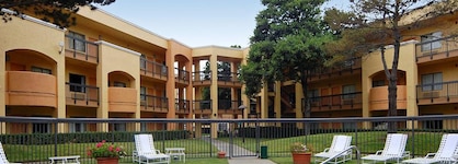 Comfort Inn & Suites San Francisco Airport North