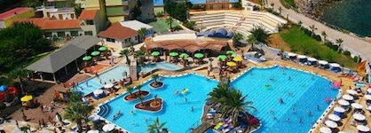 Eri Beach & Village