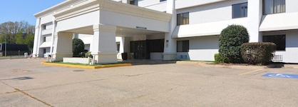 M Star Hotel Little Rock