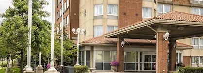 Monte Carlo Inn Vaughan Suites
