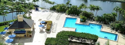 Hilton Miami Airport Blue Lagoon