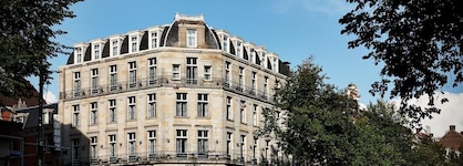 Banks Mansion