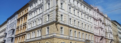 Alqush Downtown Hotel