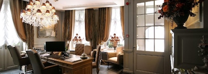 Hotel De Castillion