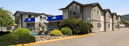 Days Inn By Wyndham Kelowna