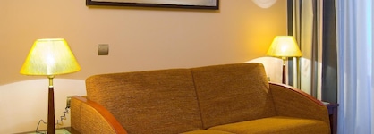 Suites Gran Via 44 Apartahotel