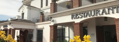 Hotel Los Dolmenes