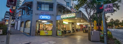 West End Central Apartments