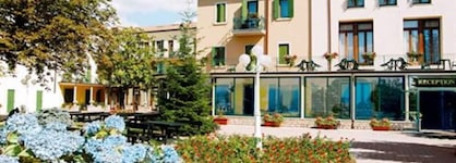 Park Hotel Jolanda