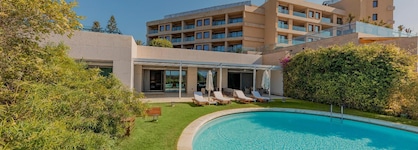 D Maris Bay