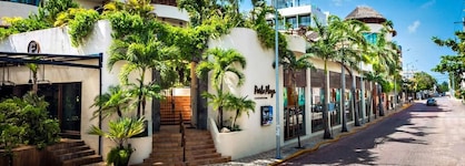 Porto Playa Condo Hotel & Beachclub
