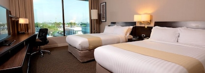 Holiday Inn Santiago - Airport Terminal, An Ihg Hotel