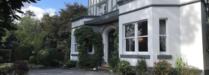 Brook Meadow Hotel