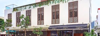 Nostalgia Hotel