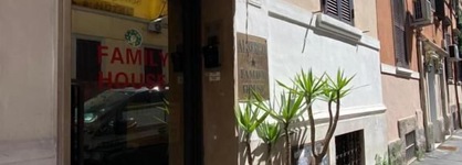 Hotel Family House