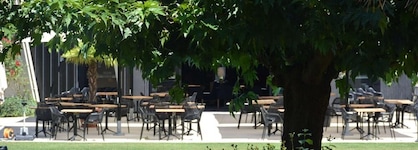 Best Western Plus Hotel Clos Syrah