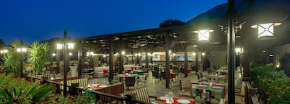Crystal Flora Beach Resort – All Inclusive