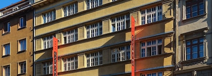 Hotel Clement