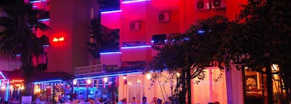 Kleopatra İkiz Otel