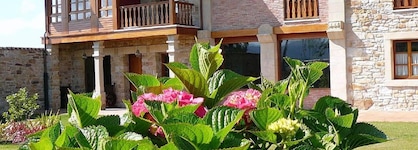 Hotel Casona De Tresali