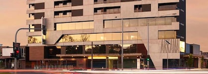 Melbourne Dandenong Central Apartment