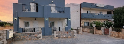 Anthoula Village