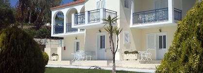Liberatos Village