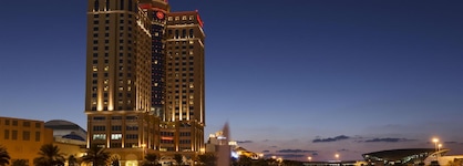 Sheraton Mall of the Emirates Hotel, Dubai
