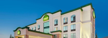 Wingate By Wyndham Fargo